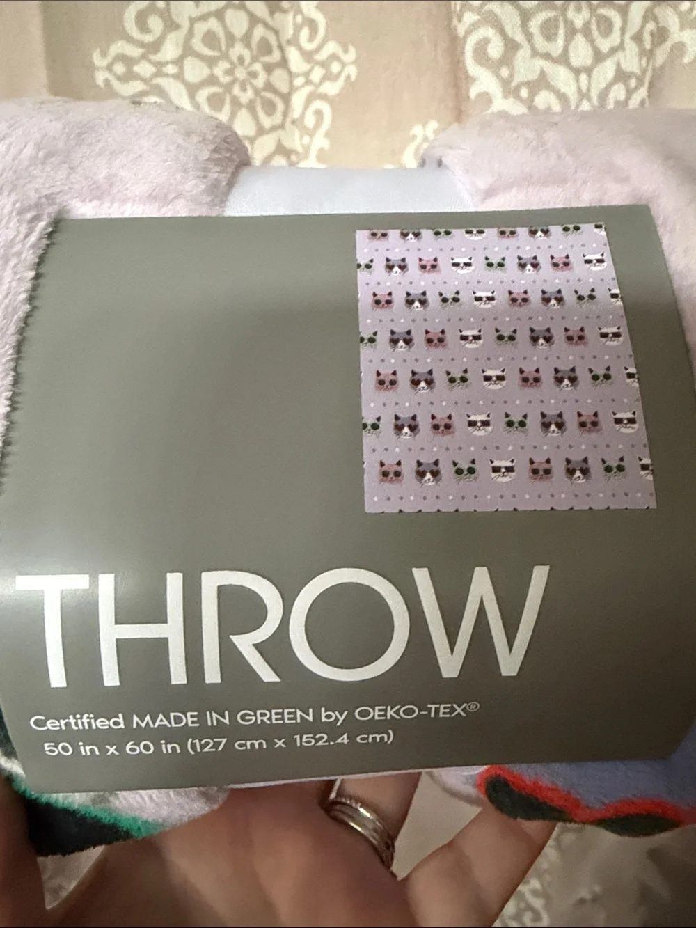 THROW Cute Cat Sunglasses Plush Throw Blanket - 50”x60” NWT